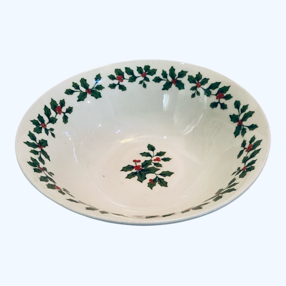 Royal Norfolk Holly Berry White Soup Cereal Bowl 7” - Picture 5 of 5